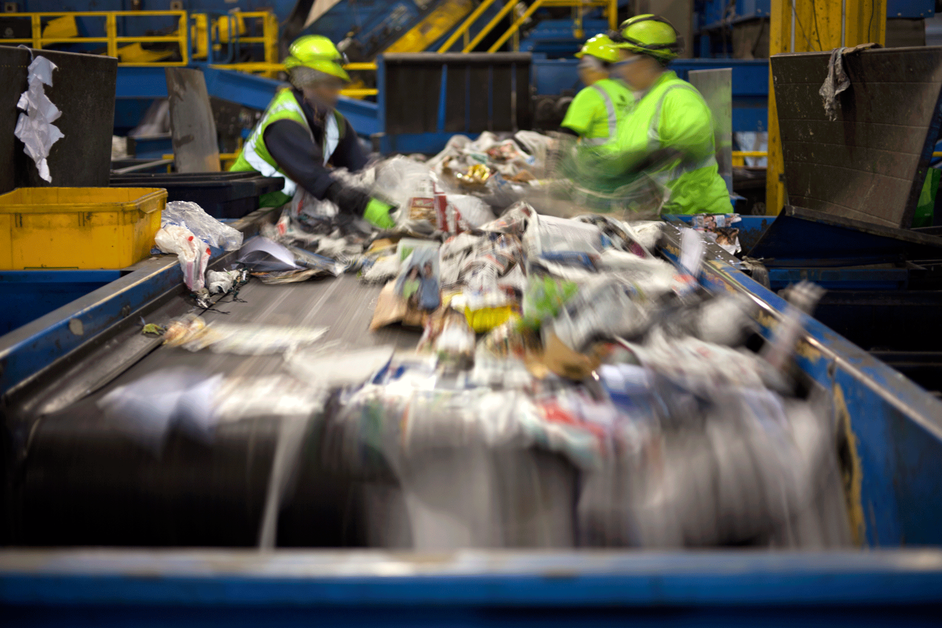 How recycling is sorted at a Materials Recovery Facility (MRF)